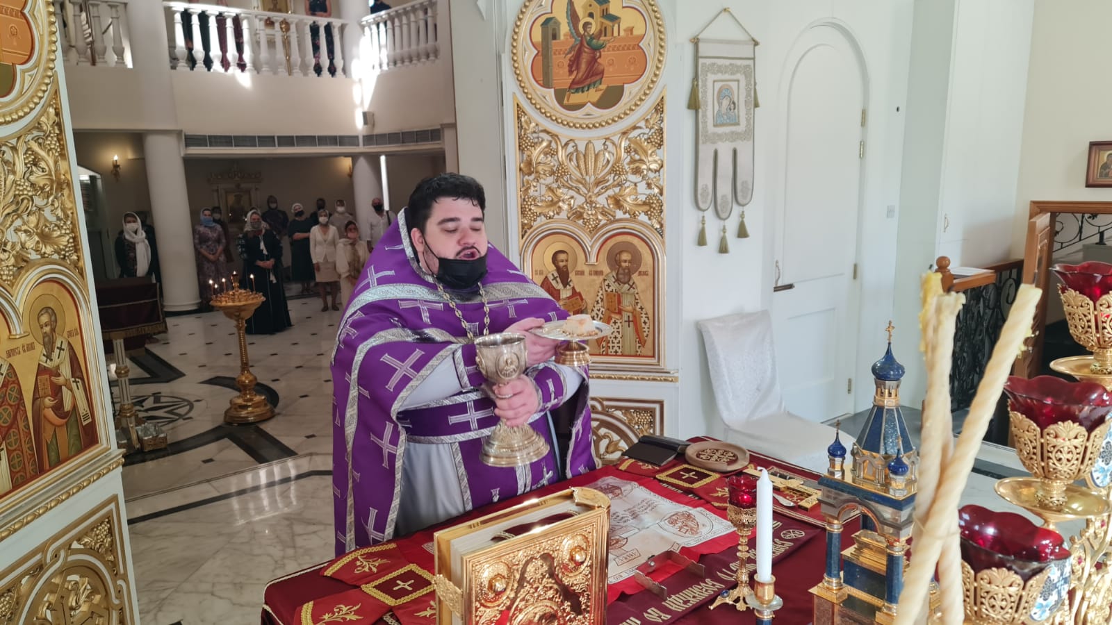 День памяти святых Стефана Милютина, короля Сербского, брата его Драгутина и матери их Елены.
