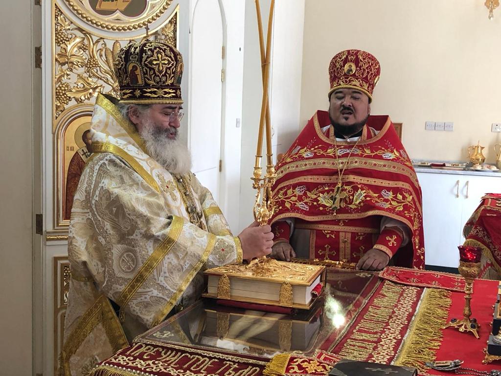 В неделю жён-мироносиц Епископ Тихвинский и Лодейнопольский Мстислав совершил Литургию в храме св. апостола Филиппа
