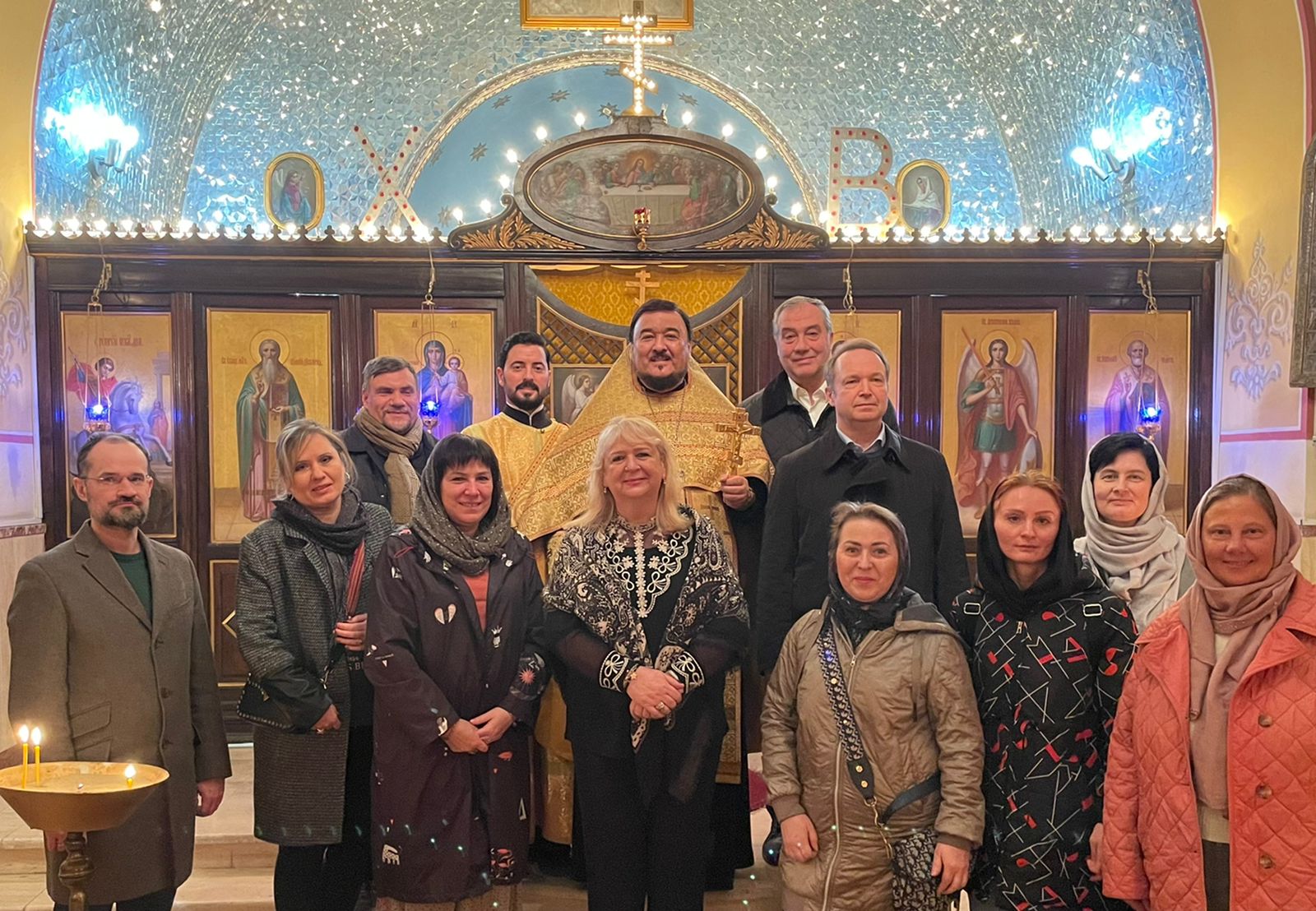 Престольный праздник в Тегеране, Иран.