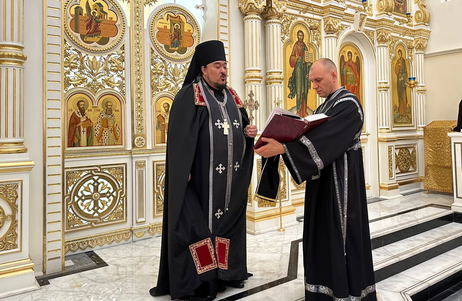 Литургия в неделю сыропустную (Прощеное воскресенье).