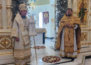Архиепископ Корейский Феофан возглавил Литургию в неделю о мытаре и фарисее в храме апостола Филиппа в ОАЭ.
