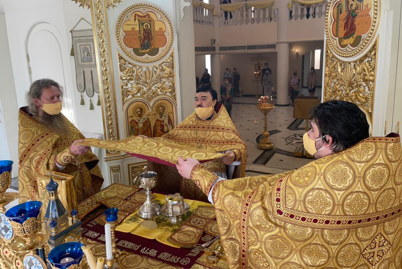 День памяти святителя Серафима (Соболева), епископа Богучарского.