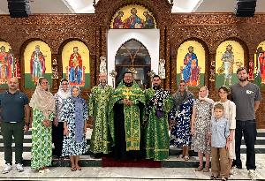 В султанате Оман состоялось богослужение на праздник Святой Троицы. 