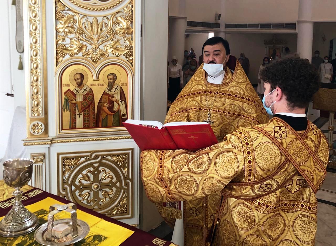 Первая Литургия в храме после карантина.