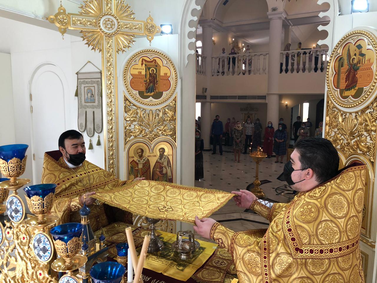 Память святых отцев VII Вселенского Собора.