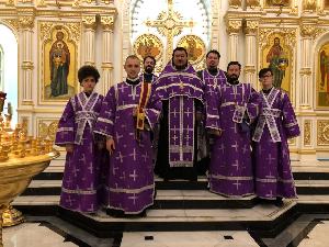 Неделя 5-я по Пятидесятнице, святых мучеников Леонтия, Ипатия и Феодула. 