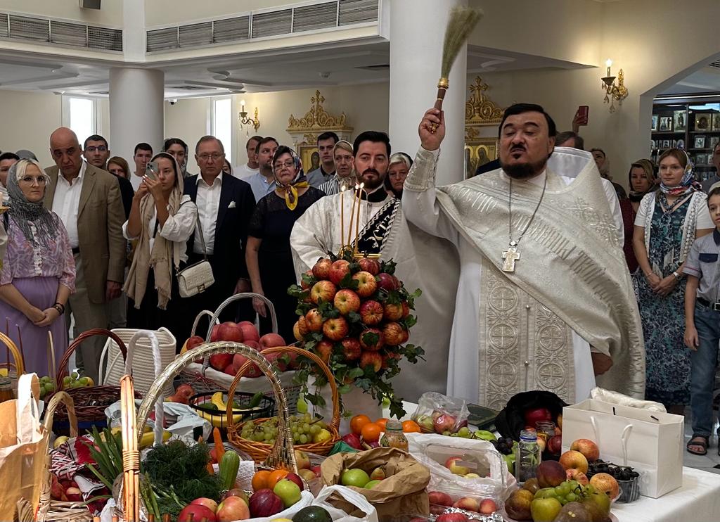 Праздник Преображения Господа Бога и Спасителя нашего Иисуса Христа.
