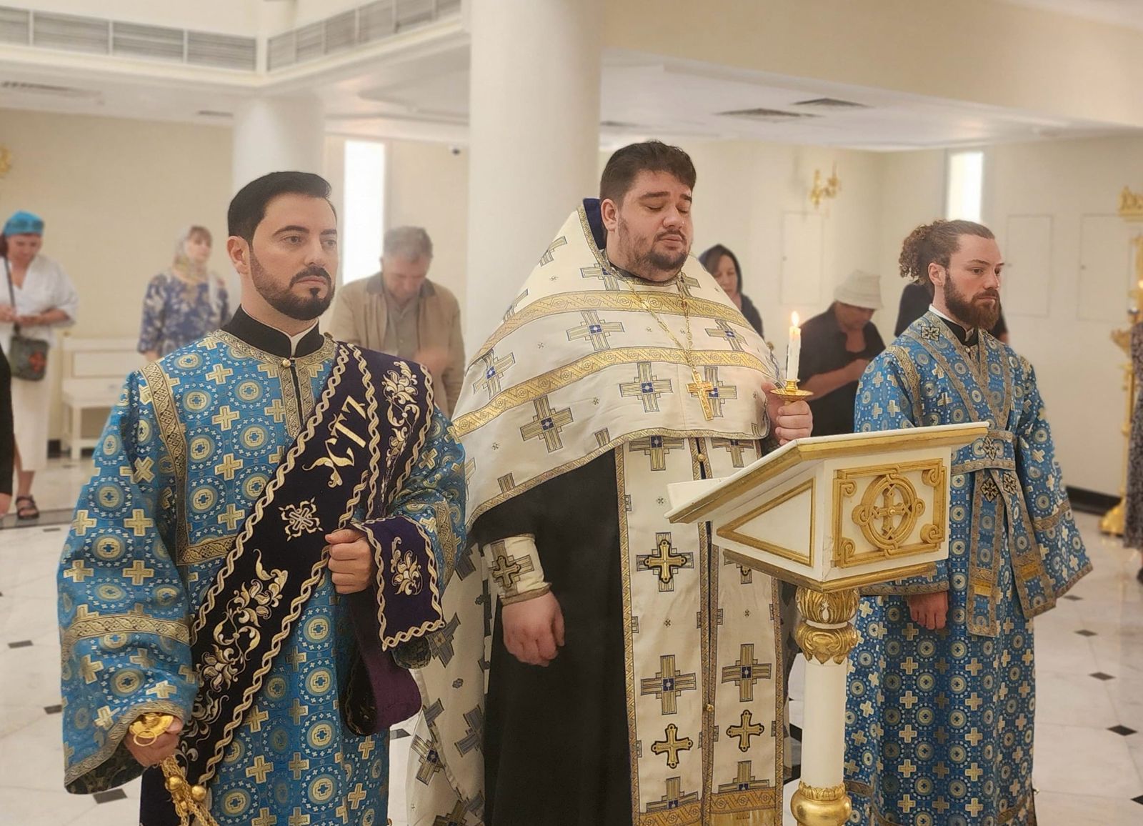 Похвала Пресвятой Богородицы и Таинство соборования.