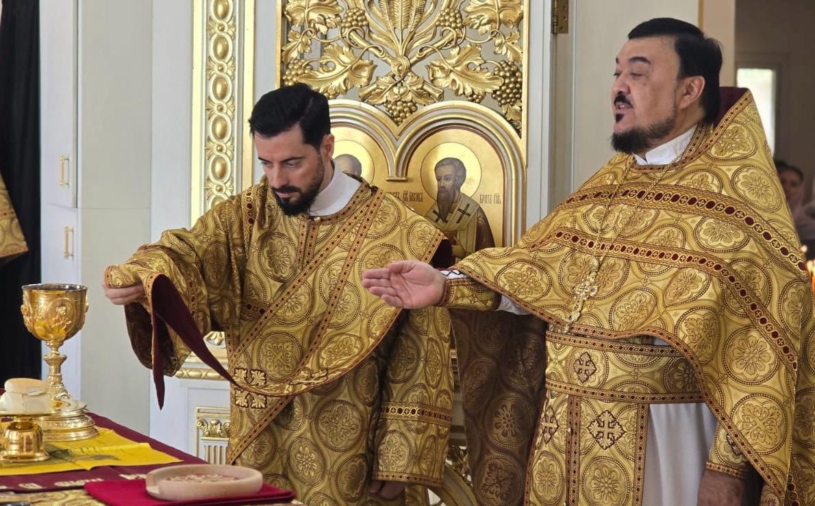 Неделя 4-я по Пятидесятнице, святителя Михаила, первого митрополита Киевского. 