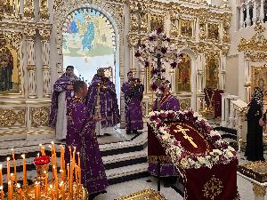 Третья неделя Великого поста, Крестопоклонная.  