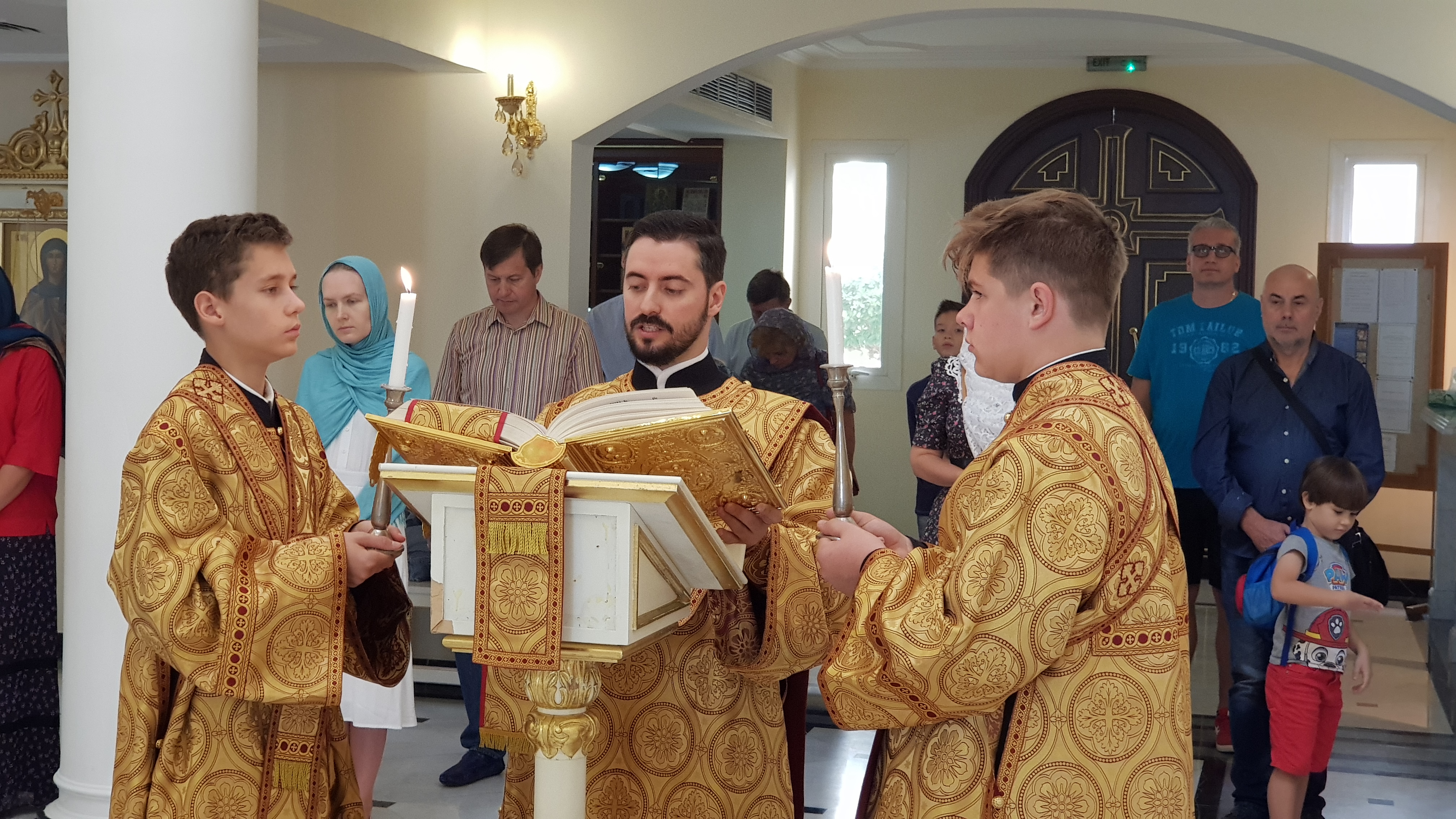 День памяти святых апостолов от 70-ти Ераста, Олимпа, Родиона, Сосипатра, Кварта и Тертия. 