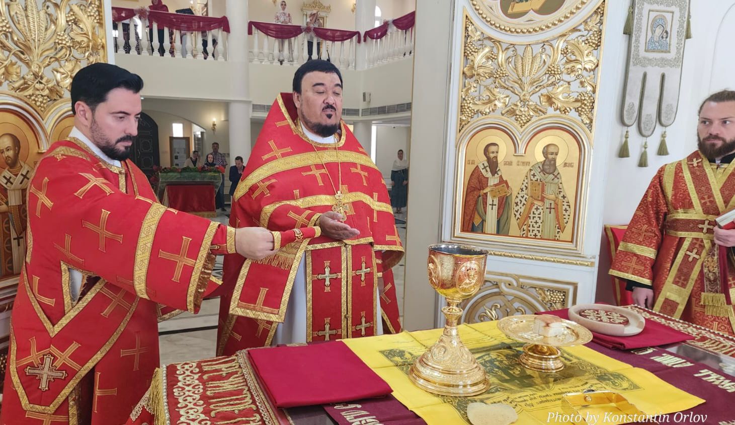 Празднование Третьего обретения главы Пророка, Предтечи и Крестителя Господня Иоанна. 
