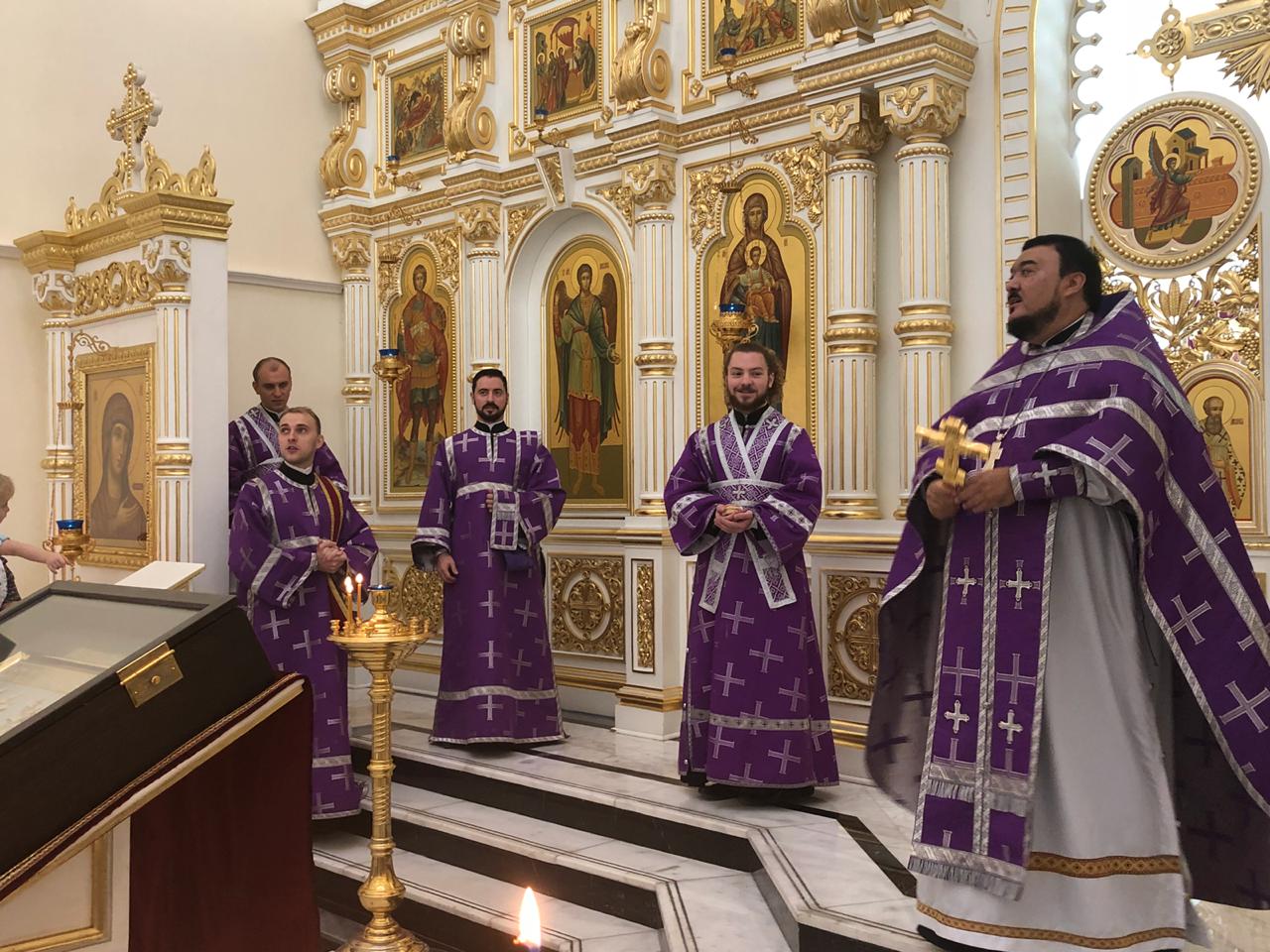 День памяти‬ святой‬ равноапостольной первомученицы Феклы. 