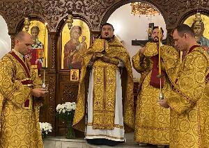 В эмирате Абу-Даби прошло богослужение в день памяти святителя Николая Чудотворца. 