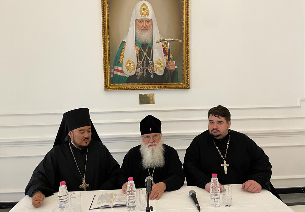 Семинар посвящённый Архиепископу Софонии (Сокольскому) прошёл в храме святого апостола Филиппа в ОАЭ. 