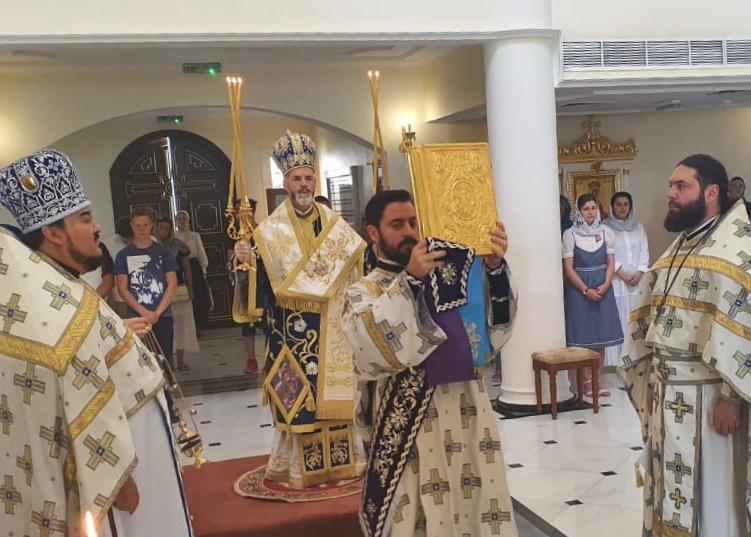 3 ноября 2019 г. Болгарский митрополит Антоний возглавил Литургию на праздник Казанской иконы Божией Матери. 