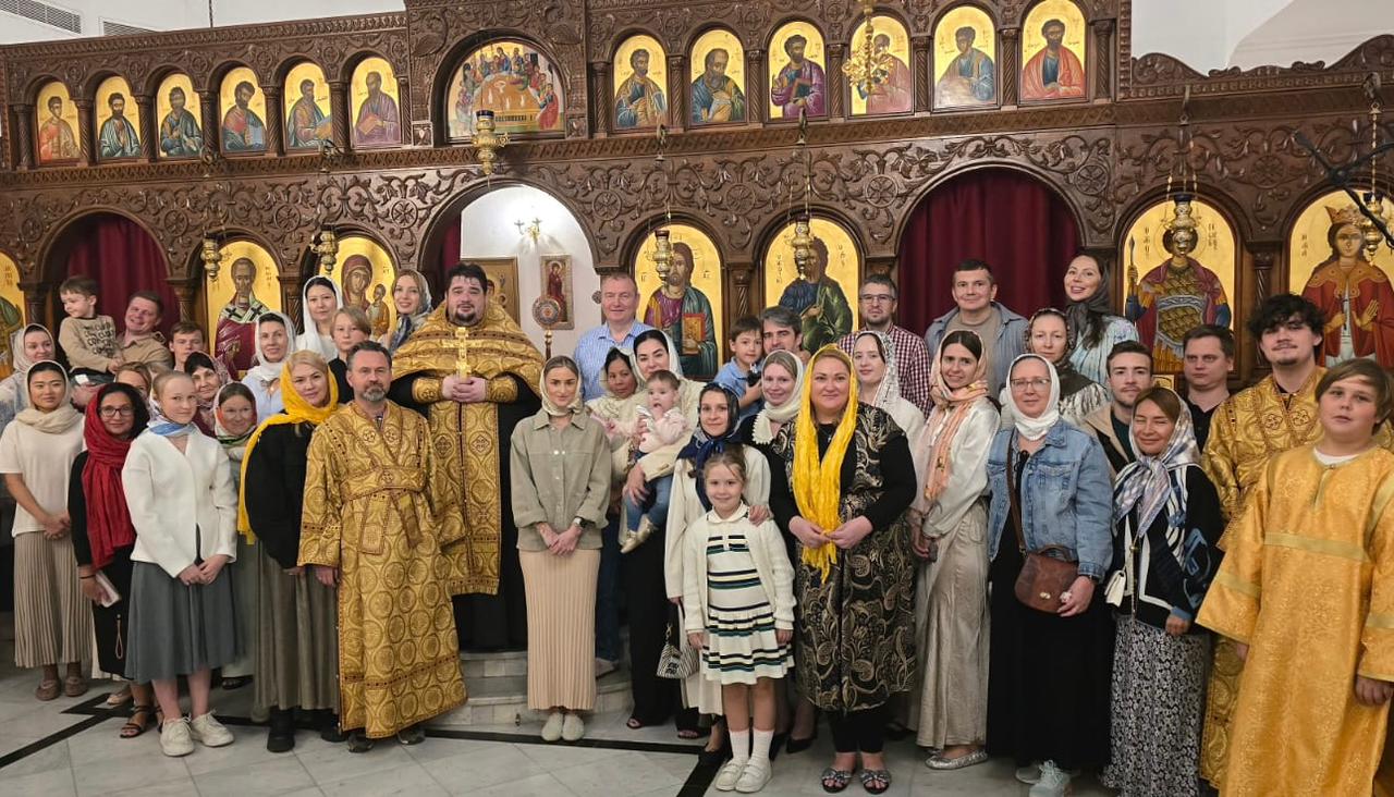 В эмирате Абу-Даби в канун дня памяти святителя Николая Чудотворца прошло богослужение. 