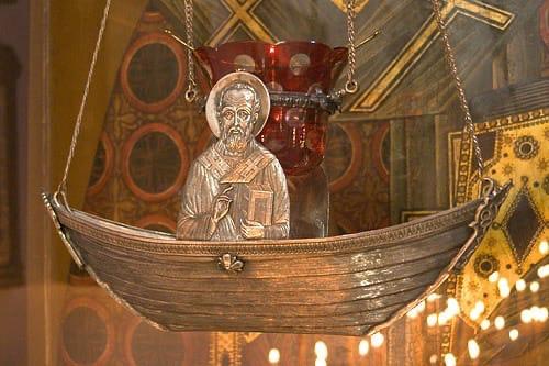 День памяти святителя Николая Чудотворца, архиепископа Мир Ликийского.