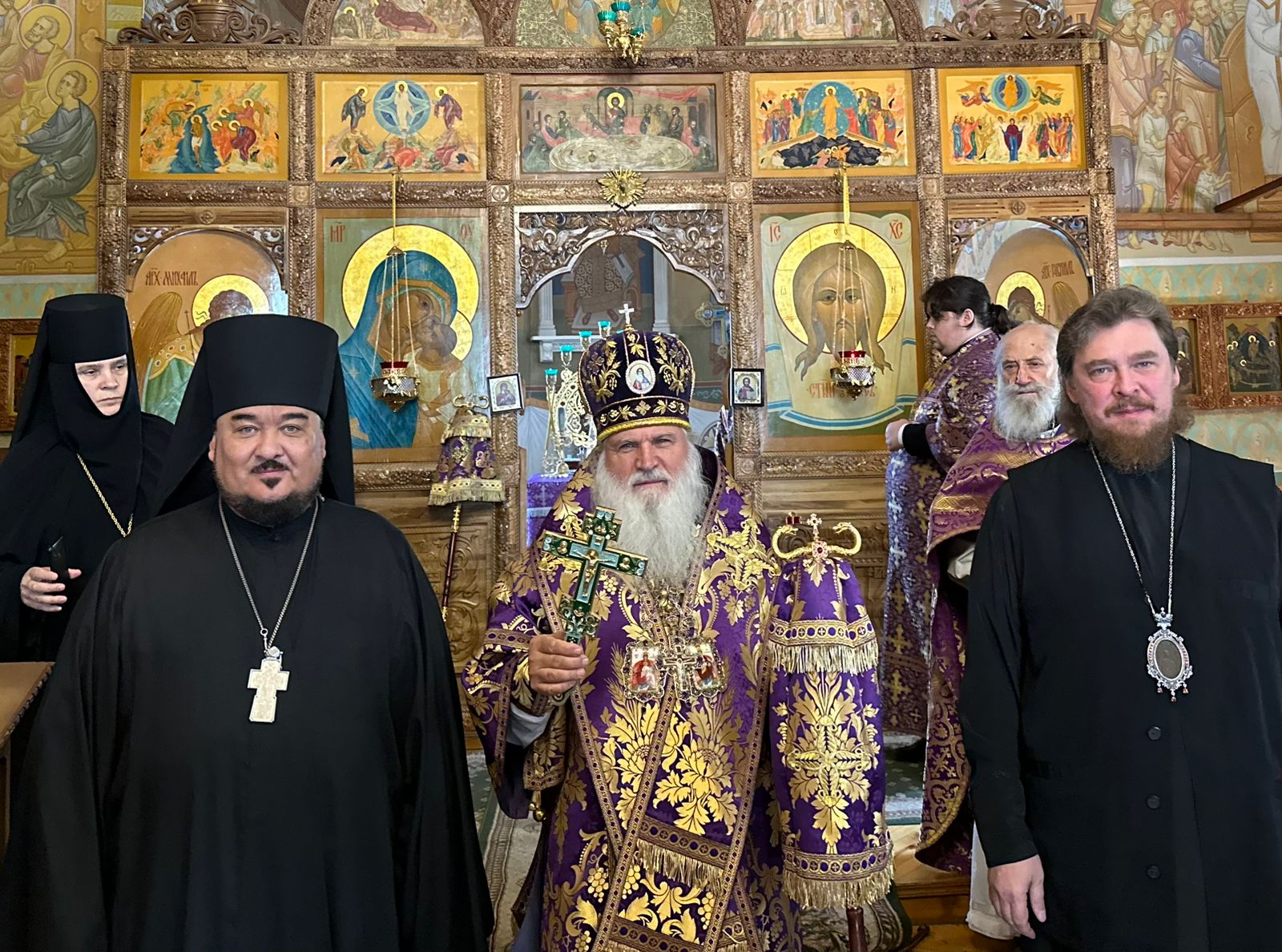 Архимандрит Александр (Заркешев) принял участие в праздновании 70-летия главы Среднеазиатского митрополичего округа митрополита Викентия.