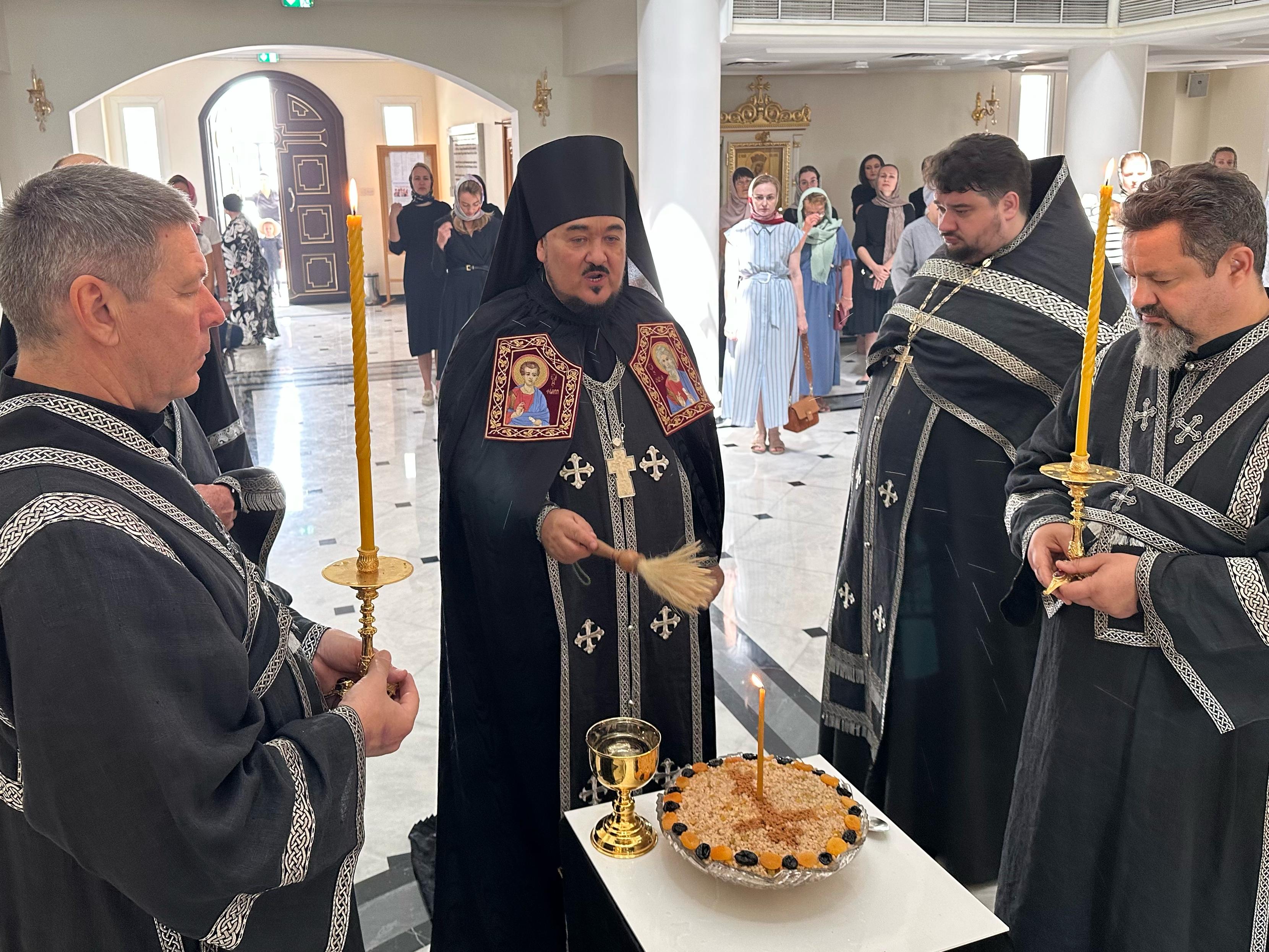 Освящение колива в пятницу первой седмицы Великого поста. 