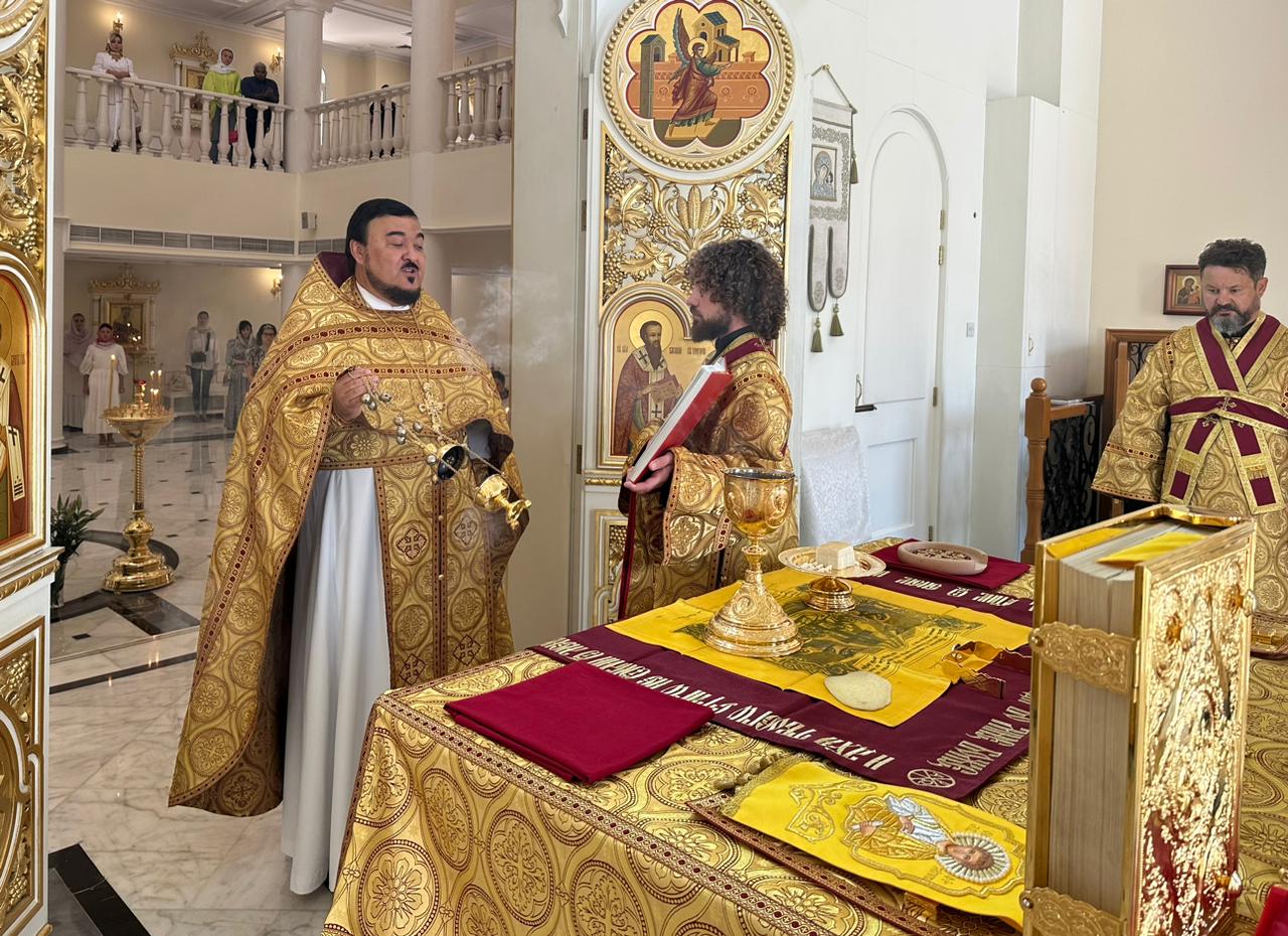 День памяти святителя Василия, епископа Рязанского и святителя Иоанна, митрополита Тобольского.