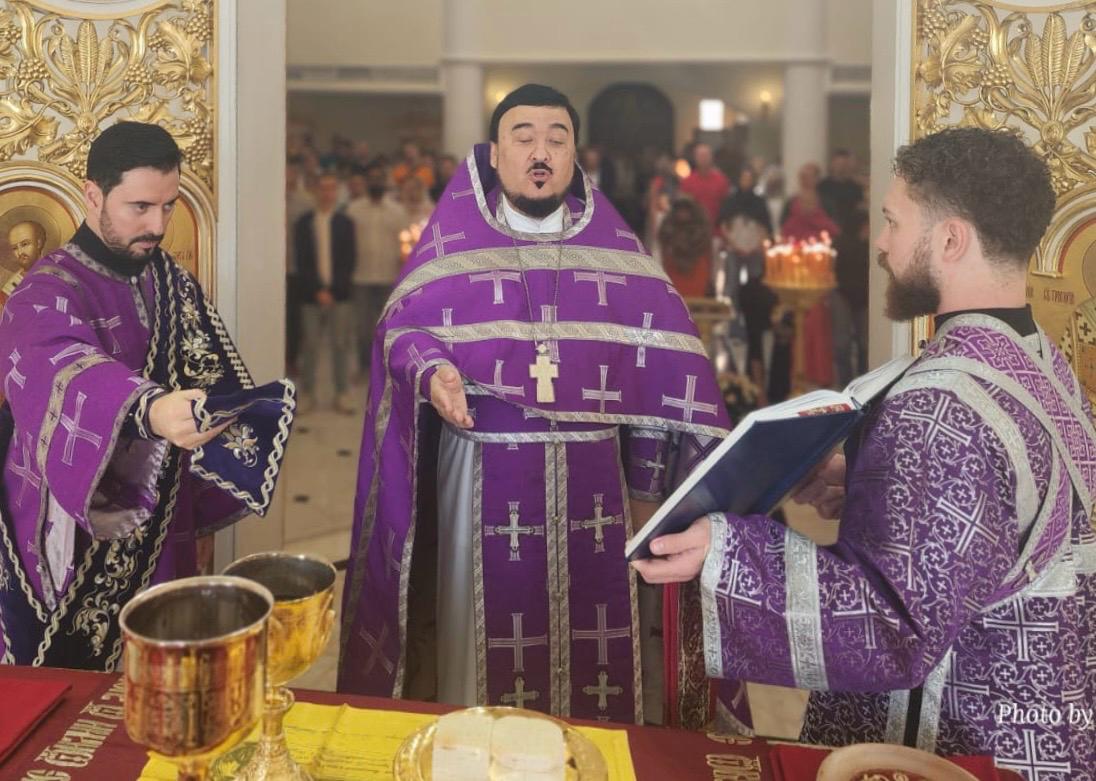 Четвертая неделя Великого поста, память преподобного Иоанна Лествичника.