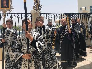 Утреня Великой Субботы с чином погребения Святой Плащаницы.